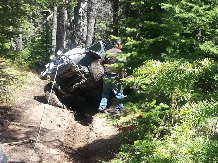 4x4 jeep offroad